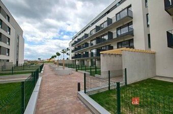Nabízíme pronájem bytu 4kk o velikosti 95 m2 +2 ks lodžie, +