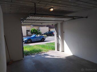 Nabízím k pronájmu čistou a suchou garáž s elektřinou délky 