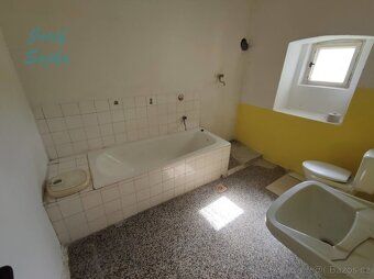 We offer for sale an agricultural homestead located in part of the village of Stupešice…