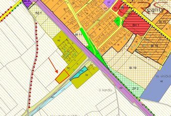 Ev.č. 00709 Prodej krásné oplocené parcely 2 335 m², Horní P