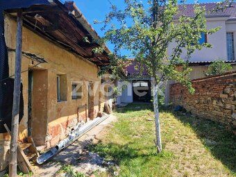 Ev.č. UH02830 Nabízíme exkluzivně k prodeji rodinný dům v Uh