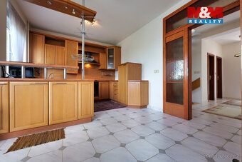 Nabízíme ke koupi výjimečnou nemovitost, rodinný dům o třech