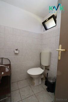 In the quiet outskirts of Chranišov village we offer for sale a two-story family house with 3…