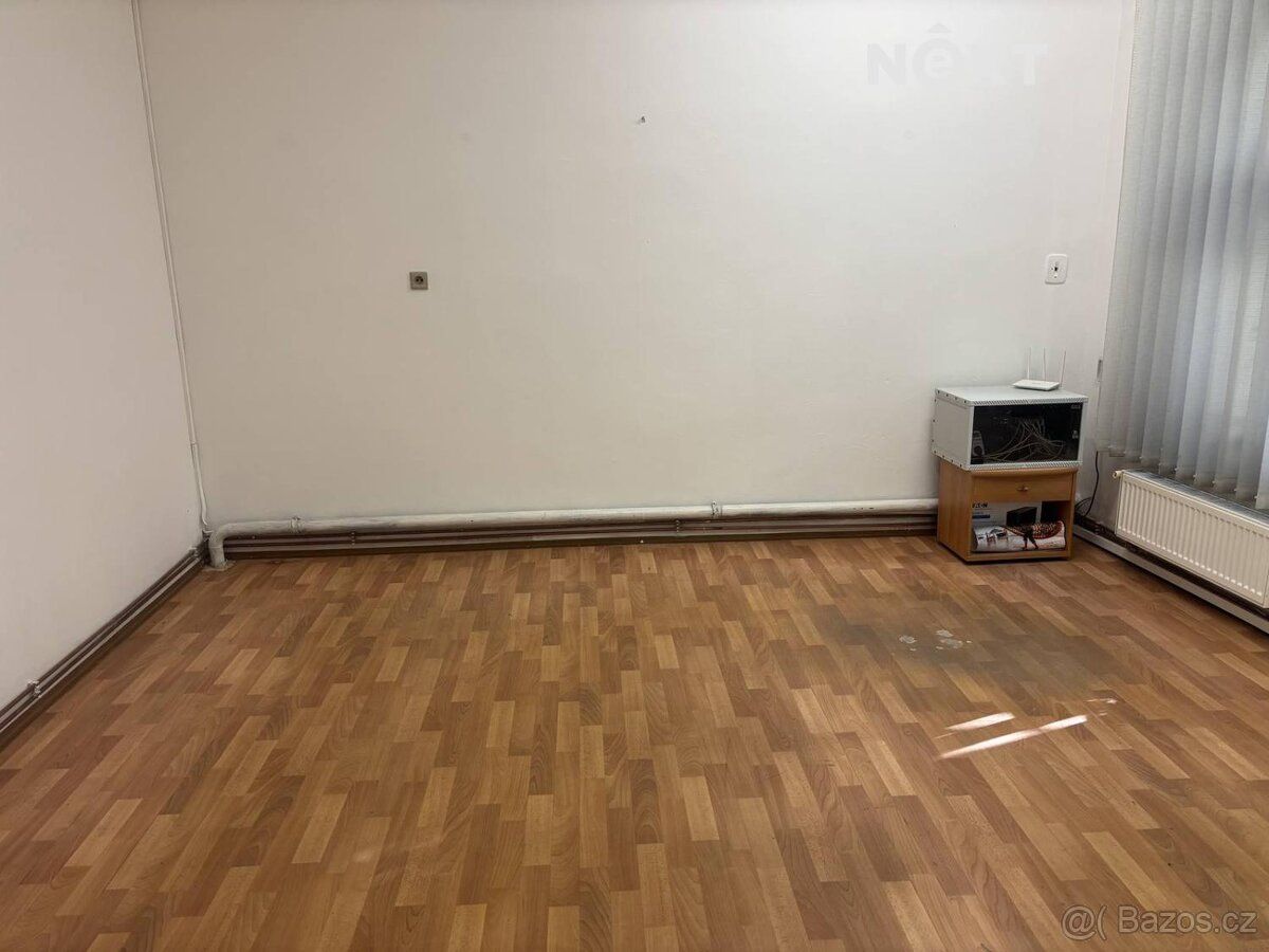 K pronájmu nabízíme komerční prostor o výměře 20 m², který s