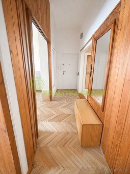 Real Estate Green offers for sale an apartment 3 + 1 in personal property