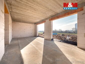 I am offering for sale a newly built modern family house 5+kk in