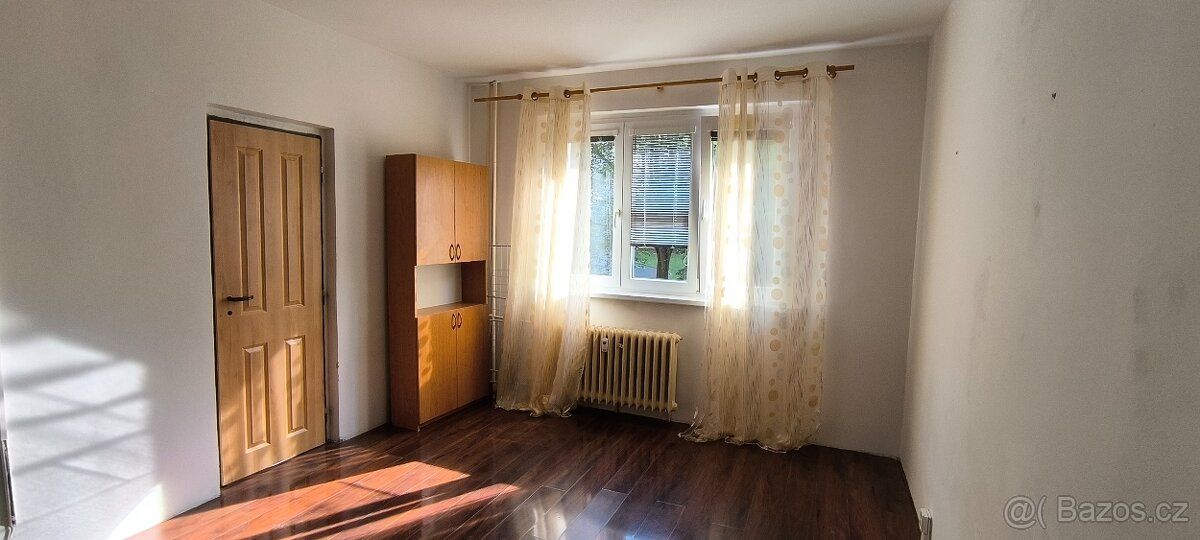 Nabízím k pronájmu byt 1+1 v Chodově u Sokolova. Nachází se 