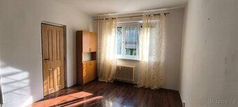 Nabízím k pronájmu byt 1+1 v Chodově u Sokolova. Nachází se 