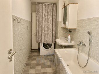 Ref #01808 Newly offering for sale an above-standard large and very well arranged duplex…