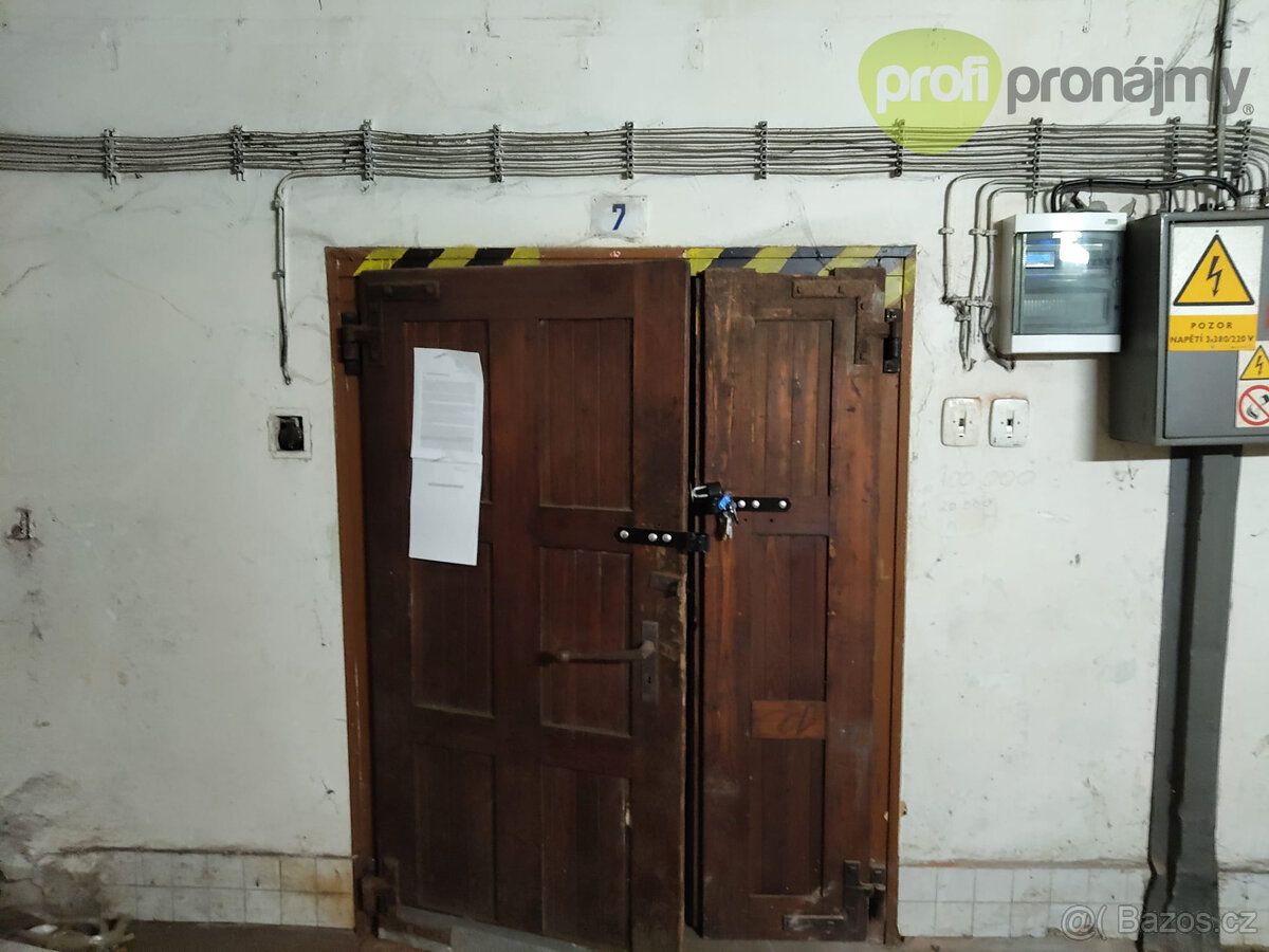 Ponukujeme vám jedinečnú príležitosť prenajať priestranné skladové priestory v centre Ostravy!