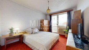 We offer you a semi-detached two-story family house with 4+1 bedrooms in the town of Nymburk.