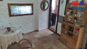 We offer exclusively for sale a very nice and well-maintained semi-basement cottage 1+1 +…