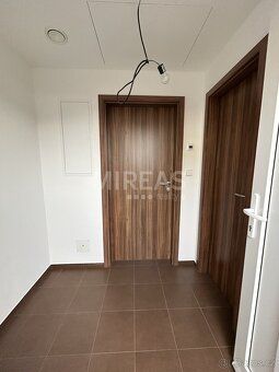 We offer for rent an apartment 1+kk of size 27 m², with terrace