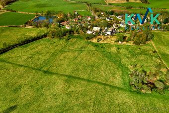 Oferujemy na sprzedaż działkę budowlaną o łącznej powierzchni 1050 m²