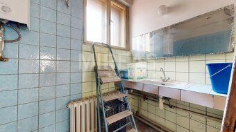Nabízíme k prodeji samostatně stojící rodinný dům v Nymburce