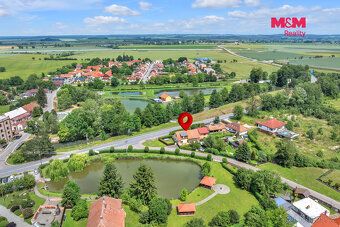 Nabízíme k prodeji dvoupodlažní rodinný dům v blízkosti námě