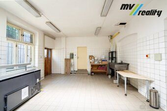 Ref #2033 Exclusive non-residential (commercial/office) space