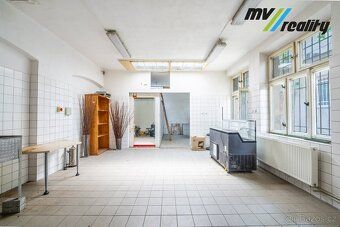 Ref #2033 Exclusive non-residential (commercial/office) space