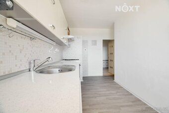 PRONÁJEM PROSTORNÉHO BYTU 3+1 (71 m²) S VELKOU LODŽIÍ – ŽATE