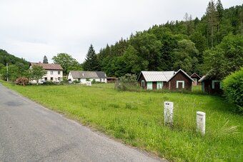 Nabízíme k prodeji stavební pozemek v obci Oskava.
Výměra po