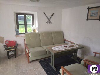 Nabízíme k prodeji chalupu o velikosti 116m2 + stodola na po