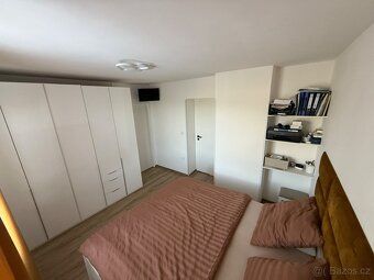 Vlachovice - Zlínský kraj Byt 3+1 , výměra 68m2 , garáž 23m2