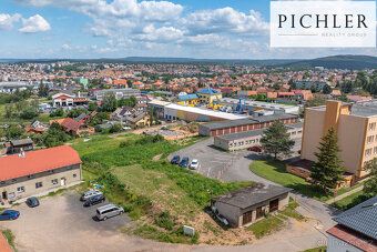 Nabízíme k prodeji pozemek v Rakovníku o celkové velikosti 1