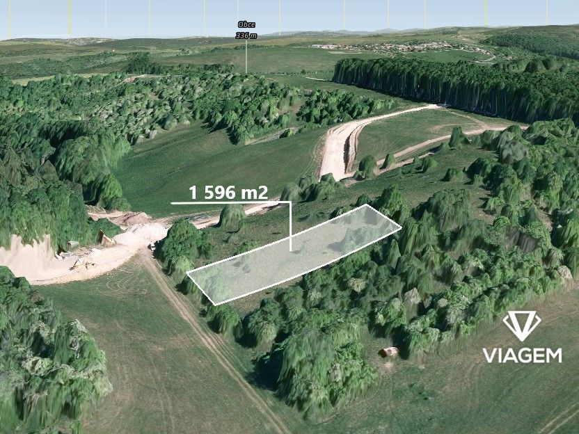 Exkluzivně Vám nabízíme pozemek o výměře 1596 m² v katastrál