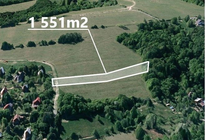Nabízíme k prodeji pozemek o výměře 1 551 m², nacházející se