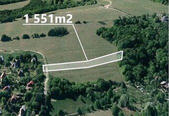 Nabízíme k prodeji pozemek o výměře 1 551 m², nacházející se