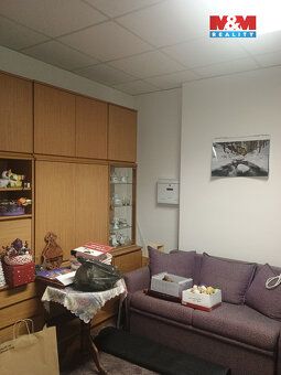Pronájem obchodního prostoru, Teplická ulice, Děčín – 270 m²