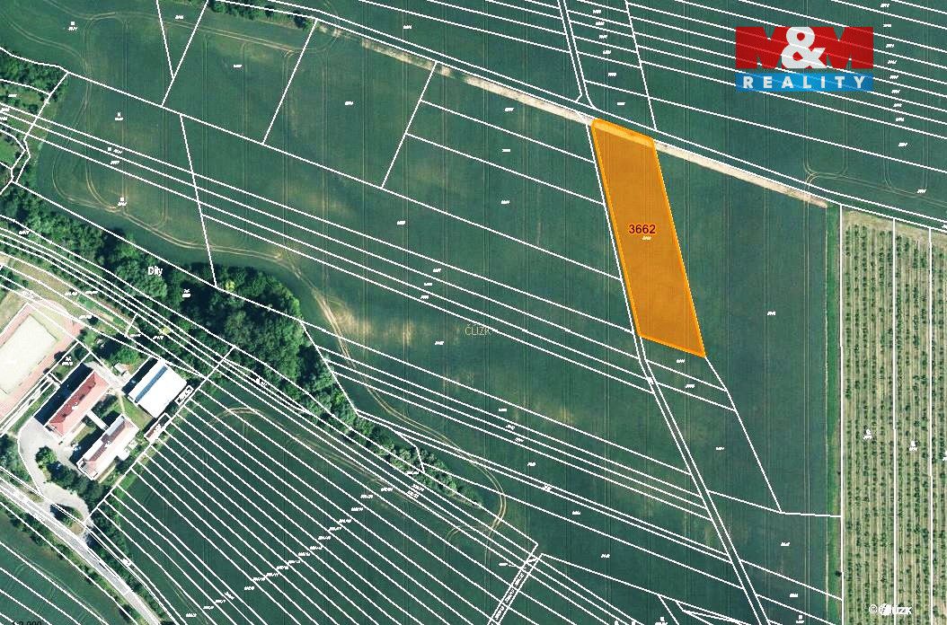 Prodej pozemku o výměře 1462 m2 v katastru obce Ježov. Jedná