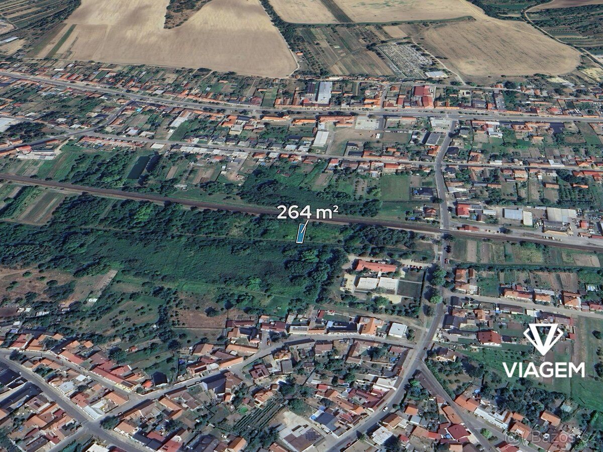 Exkluzivně Vám nabízíme pozemek vhodný ke spekulaci o celkov