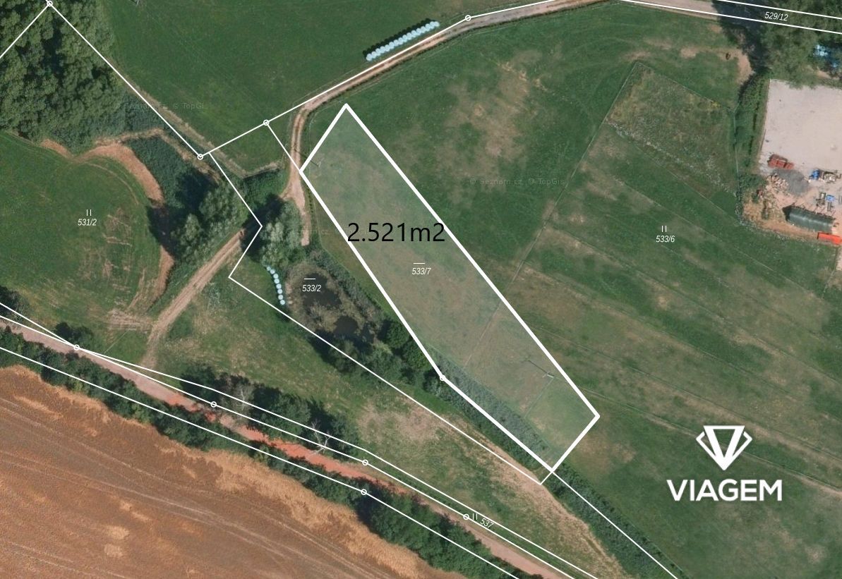 Na prodej: Ideální podíl 1/3 (840 m²) na krásném pozemku 2 5