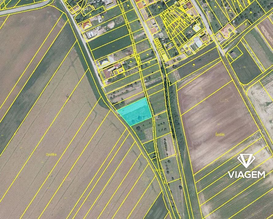 Nabízíme Vám ke koupi pozemek v katastrálním území Vedrovice