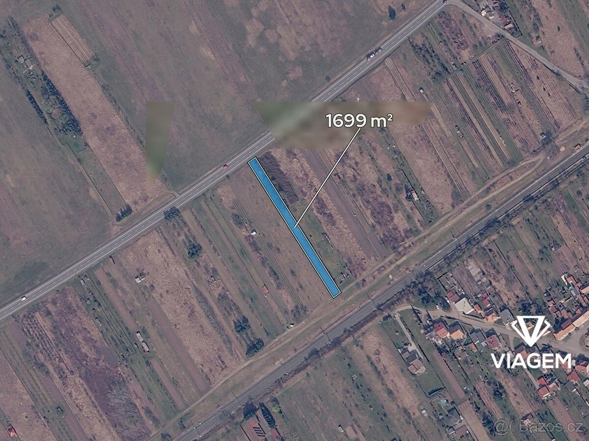 Exkluzivně Vám nabízíme pozemek o výměře 1 699 m² v katastrá