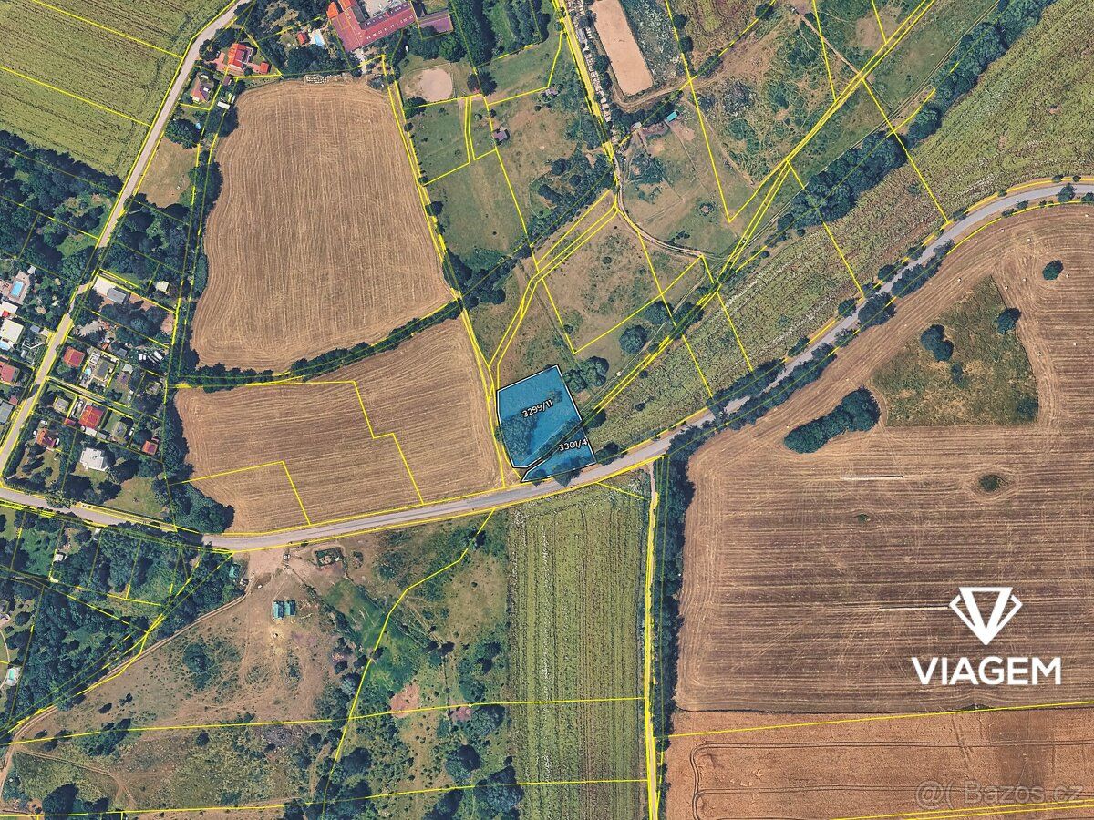 Exkluzivně Vám nabízíme k prodeji 100 % vlastnictví na pozem