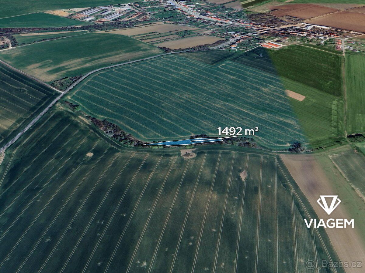 Exkluzivně Vám nabízíme pozemek o výměře 1 492 m² v katastrá