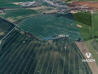 Exkluzivně Vám nabízíme pozemek o výměře 1 492 m² v katastrá