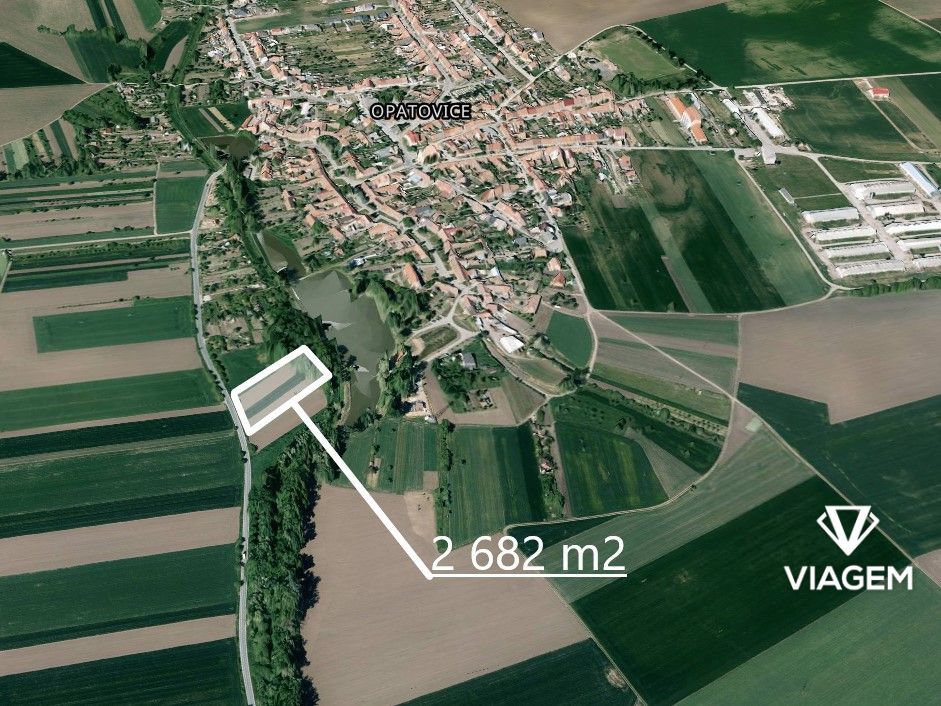 Ve výhradním zastoupení nabízím k prodeji soubor pěti pozemk