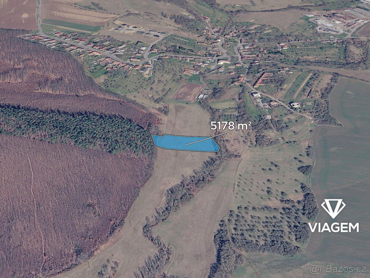 Nabízíme ornou půdu v katastrálním území Dobrkovice, okres Z
