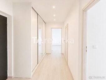 Pronájem bytu 3+kk, 55m², lodžie, po rekonstrukci. Nabízíme 