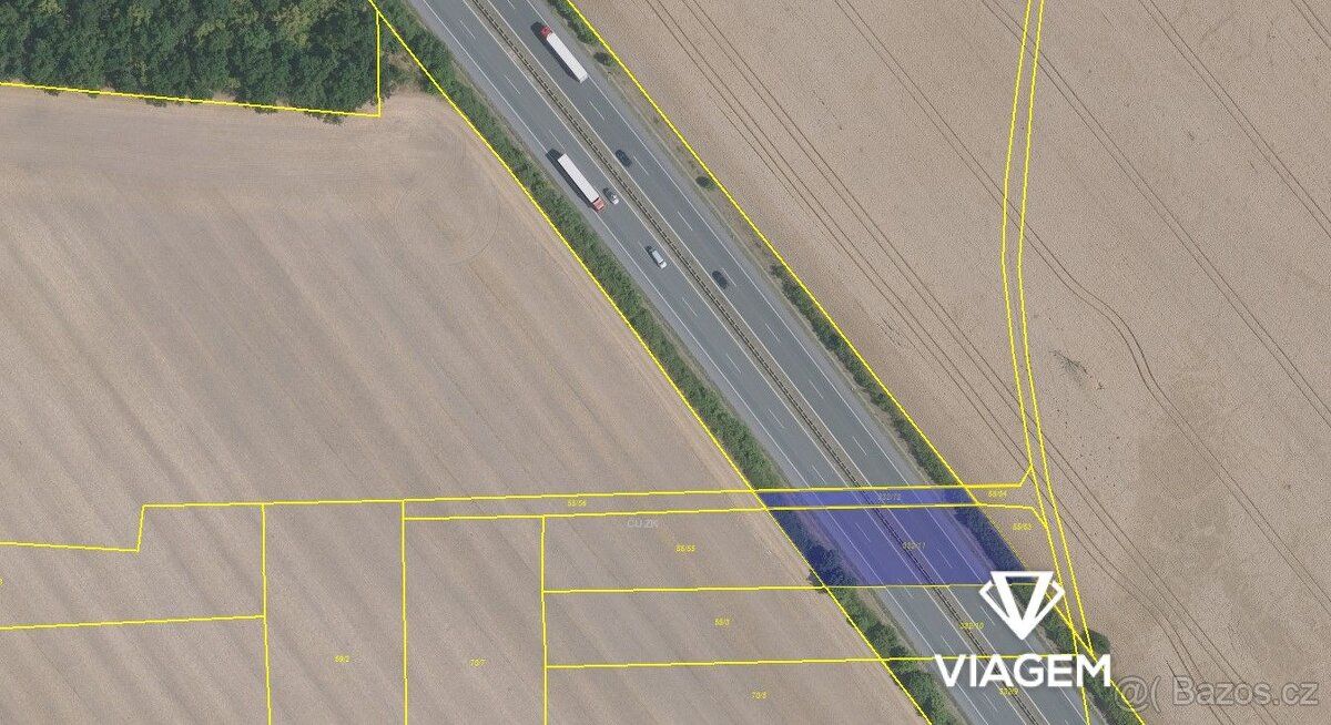 Nabízíme k prodeji podíly na dvou investičních pozemcích v k