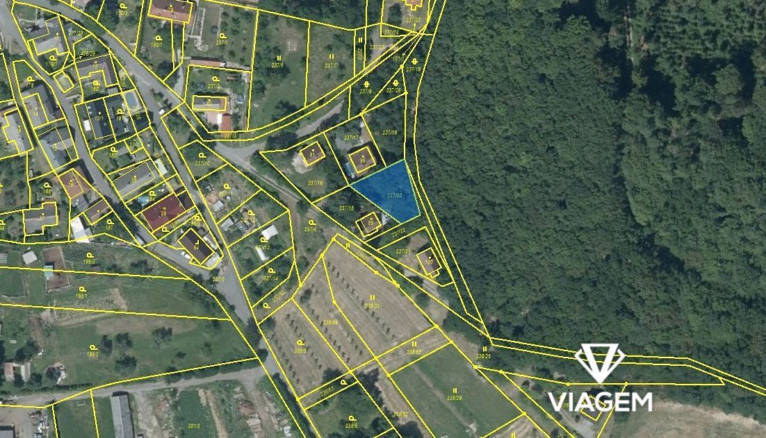 V exkluzivním zastoupení majitele nabízíme pozemek o výměře 