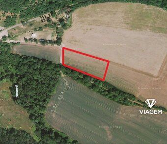 Prodej podílu na pozemku – Tatinná, okres Louny Nabízím podí