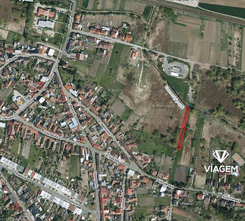 Nabízíme Vám ke koupi pozemky v katastrálním území Vracov, v