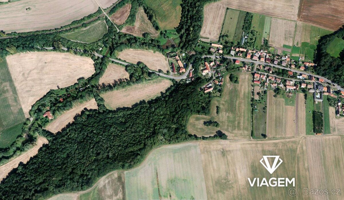 Nabízíme k prodeji podíl 5,56 % na pozemcích v katastrálním 