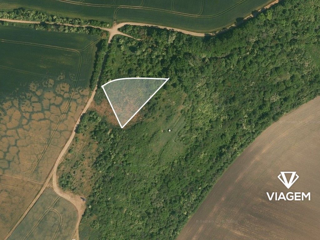 V exkluzivním zastoupení majitele nabízíme pozemek o výměře 