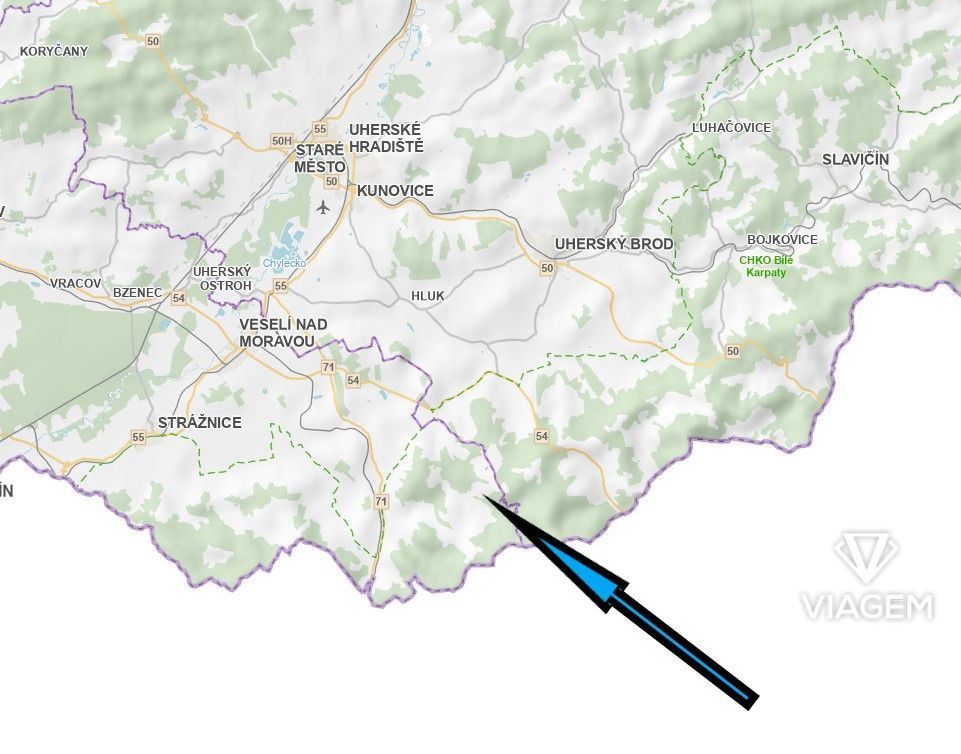 Nabízíme k prodeji pozemek o výměře 2 398 m², nacházející se