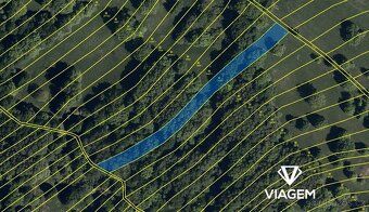 Nabízíme k prodeji pozemek o výměře 2 398 m², nacházející se